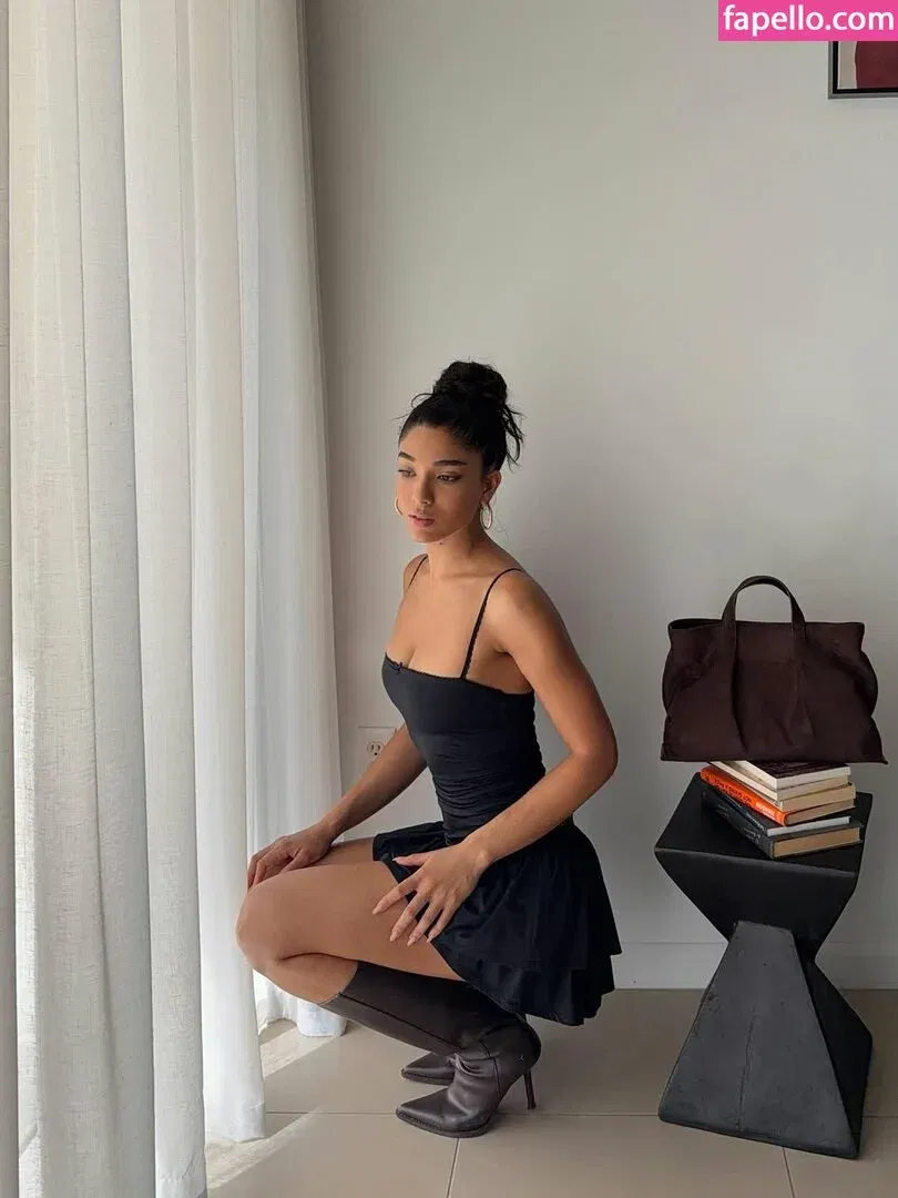 Yovanna Ventura Onlyfans Photo Gallery 