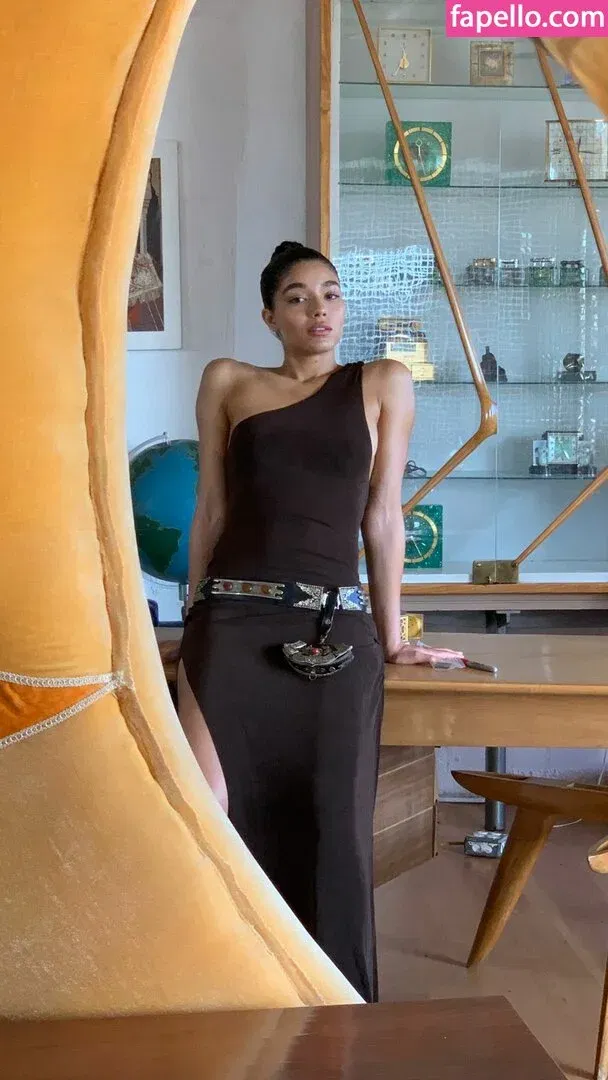 Yovanna Ventura Onlyfans Photo Gallery 