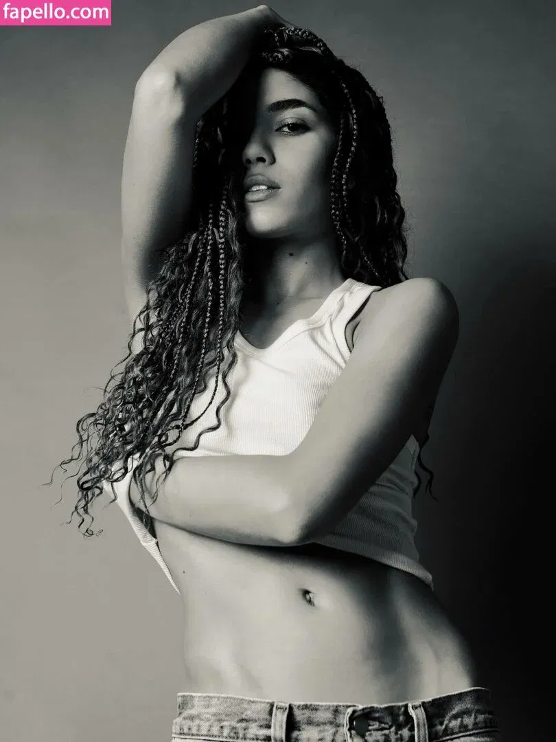 Yovanna Ventura Onlyfans Photo Gallery 