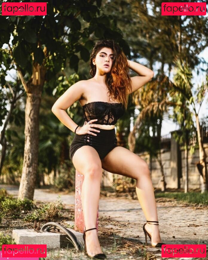 Twinkle Sharma / twinkle.sharmaa Onlyfans Photo Gallery 