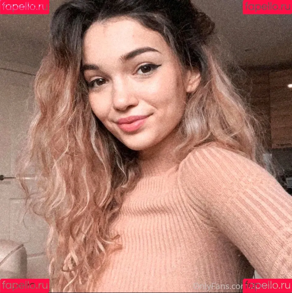 Sassyt33n Onlyfans Photo Gallery 