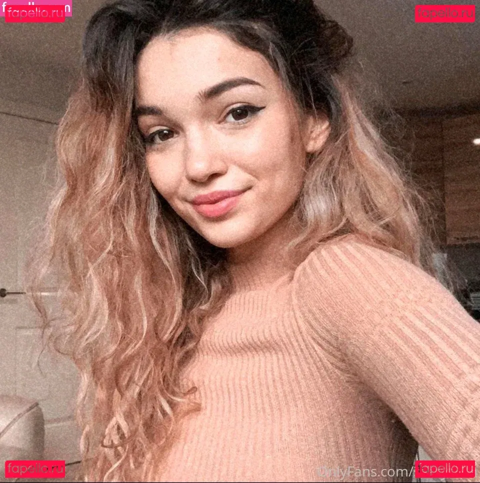 Sassyt33n Onlyfans Photo Gallery 