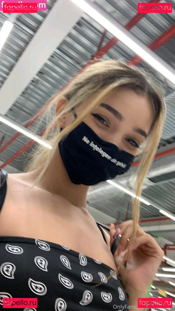 Sassyt33n Onlyfans Photo Gallery 