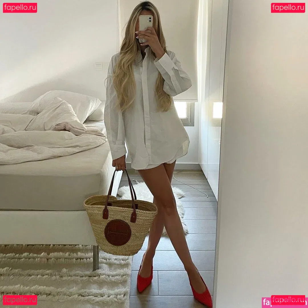 yumii17 Onlyfans Photo Gallery 