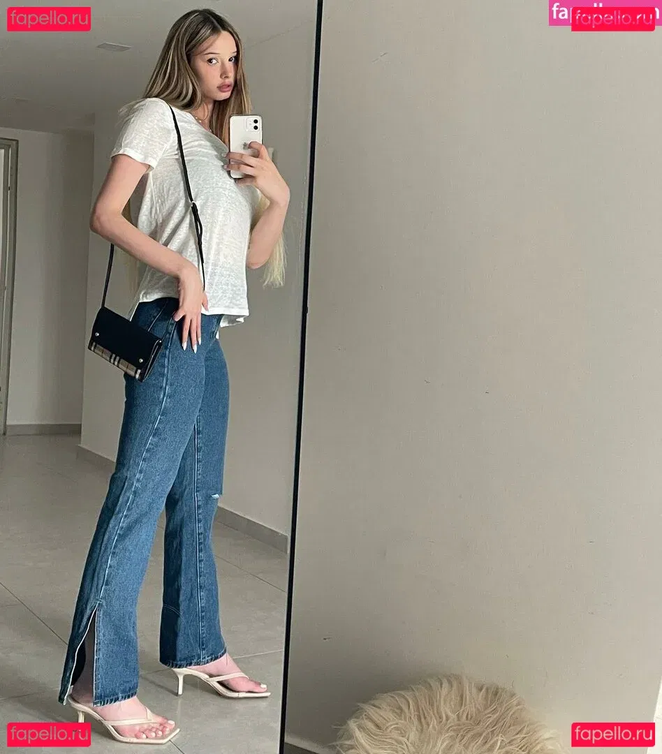 yumii17 Onlyfans Photo Gallery 