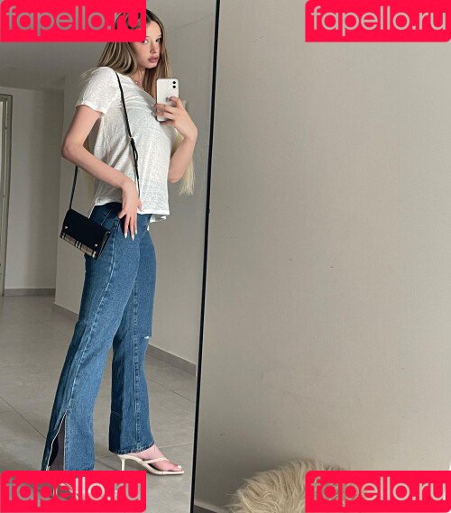 yumii17 Onlyfans Photo Gallery 