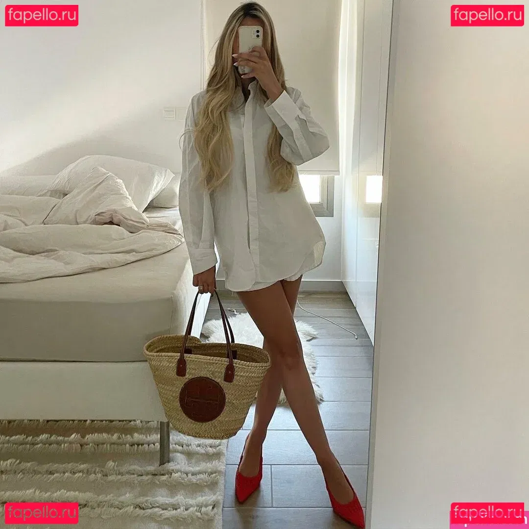 yumii17 Onlyfans Photo Gallery 