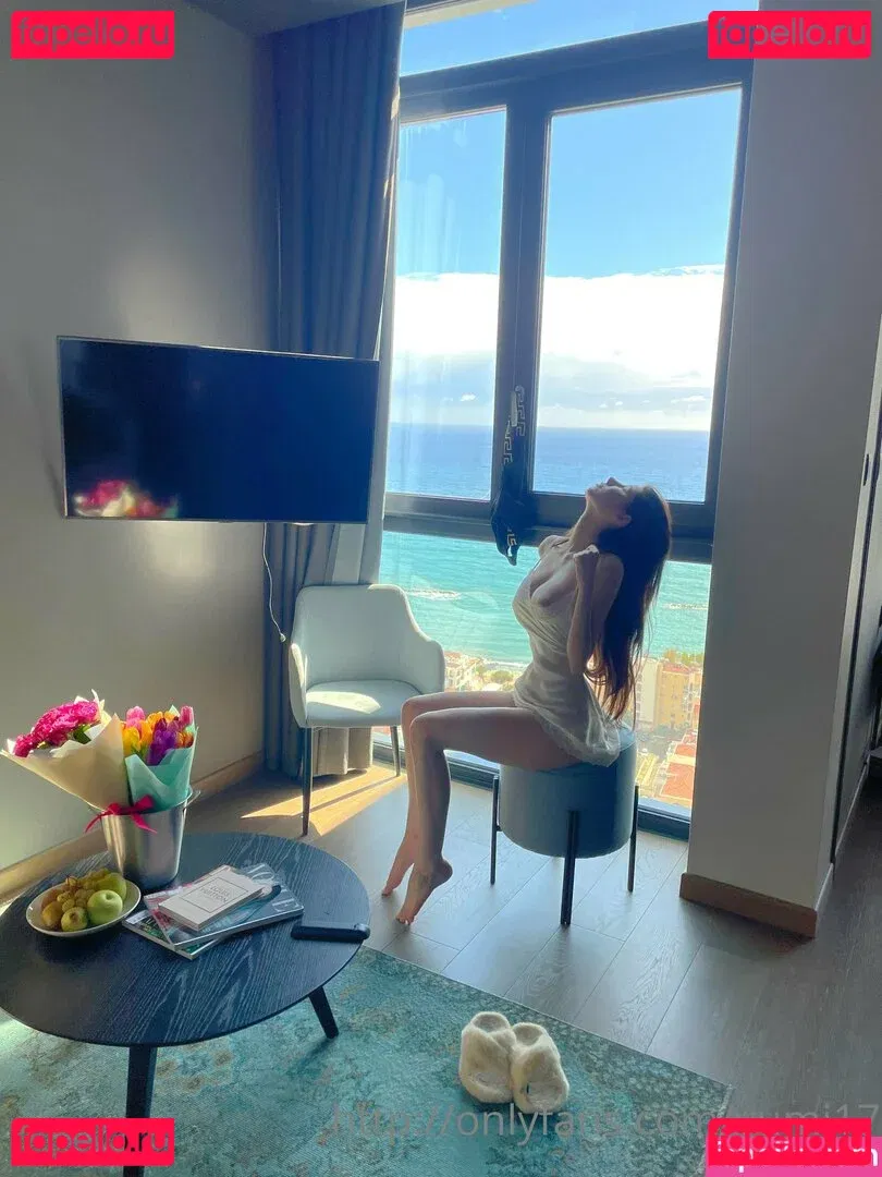 yumii17 Onlyfans Photo Gallery 