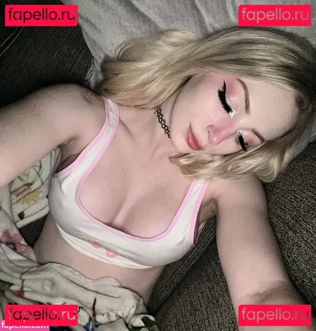 hayliekyu Onlyfans Photo Gallery 