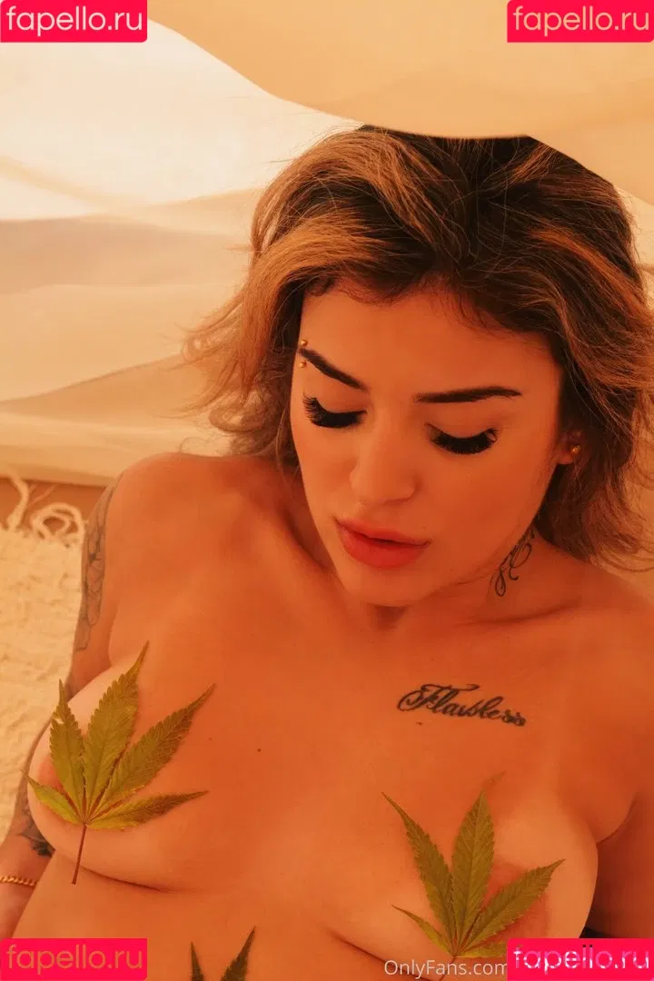 Brunna Hollinger Onlyfans Photo Gallery 