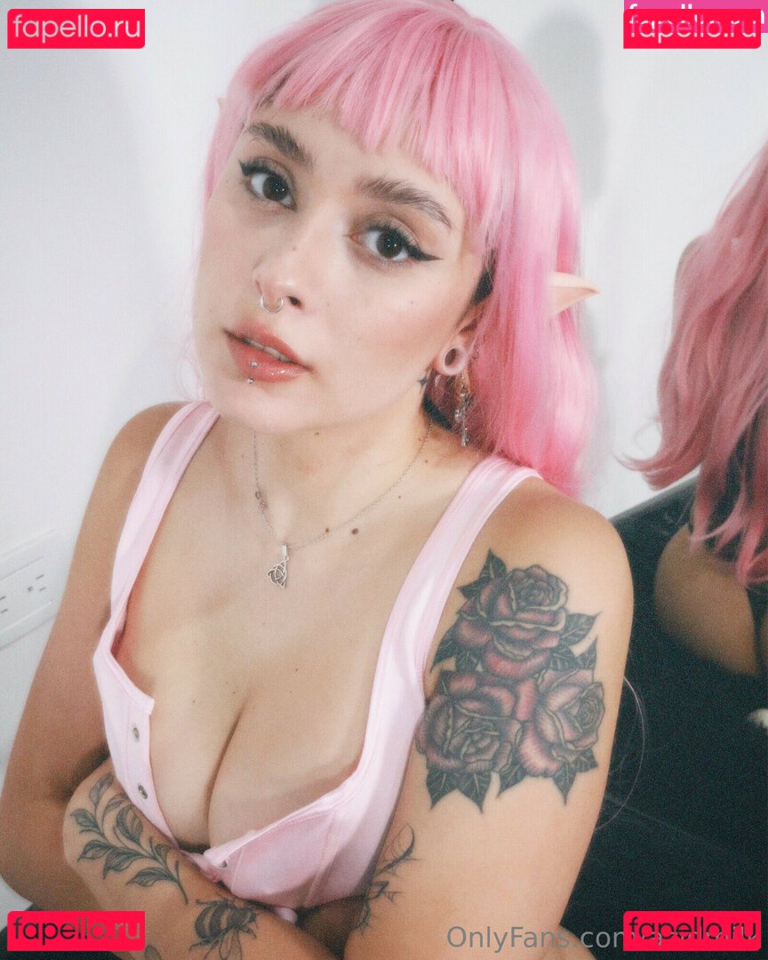 AzidMilk Onlyfans Photo Gallery 