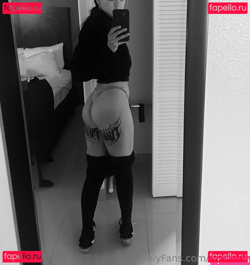 AzidMilk Onlyfans Photo Gallery 