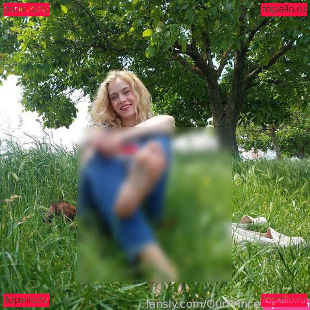 OurPrincessAurora Onlyfans Photo Gallery 