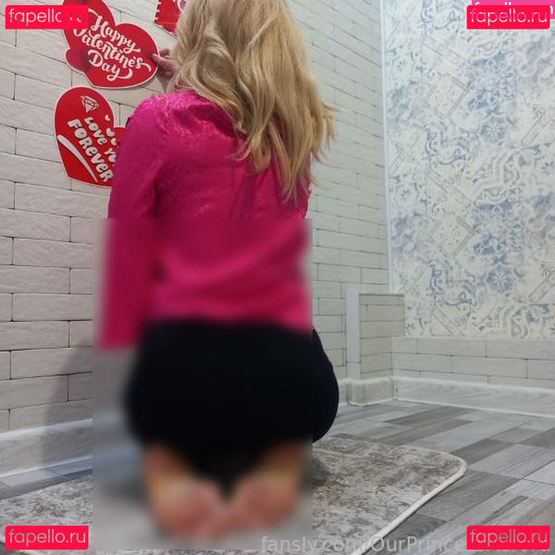 OurPrincessAurora Onlyfans Photo Gallery 