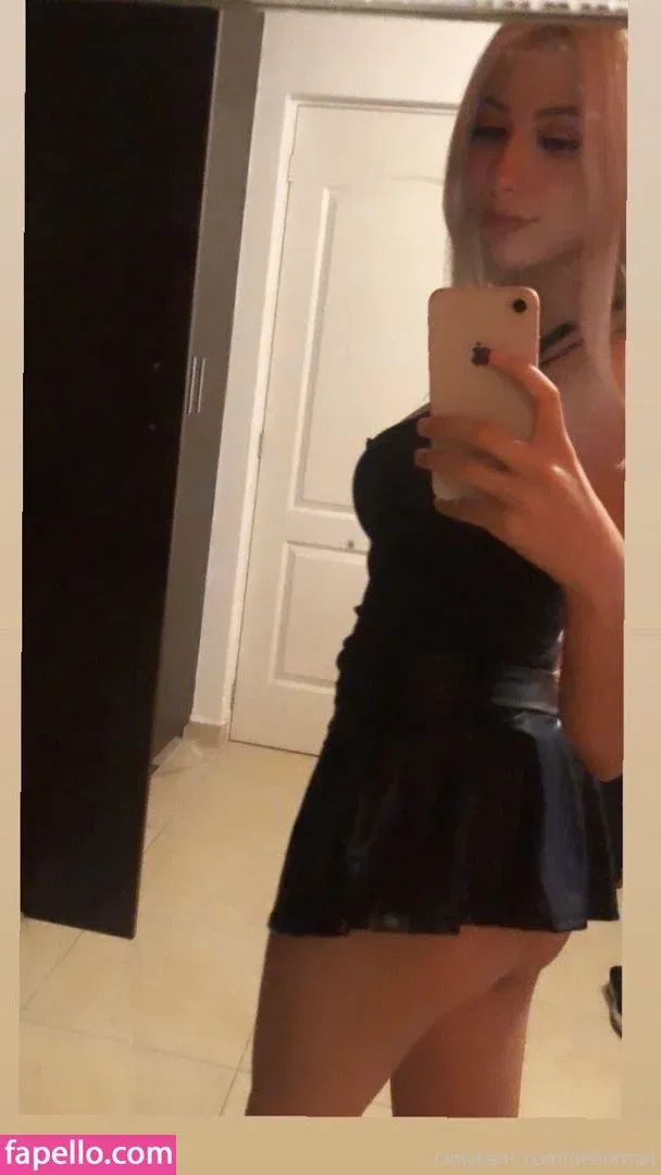 devorah.sg Onlyfans Photo Gallery 