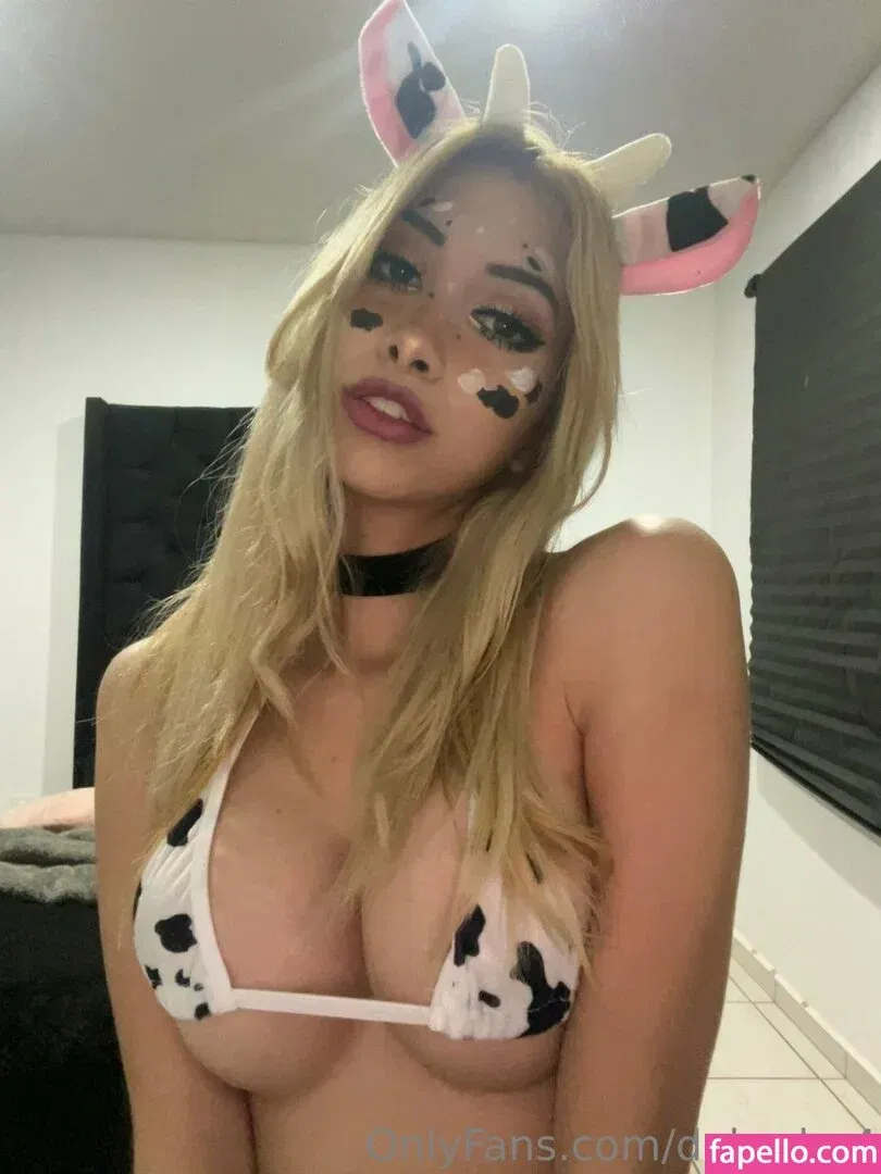 devorah.sg Onlyfans Photo Gallery 