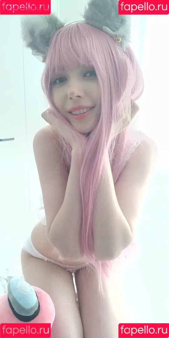 milaazulfree Onlyfans Photo Gallery 
