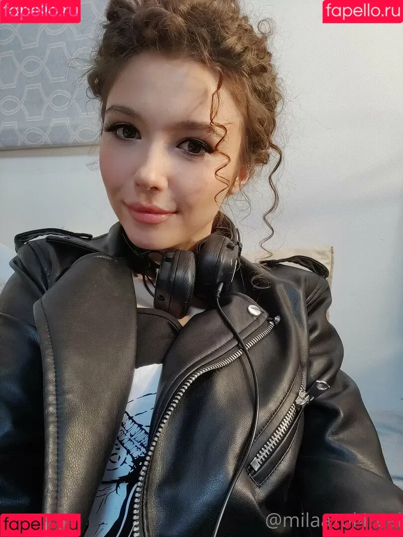 milaazulfree Onlyfans Photo Gallery 