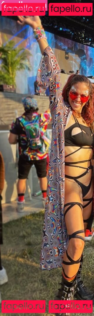 Kayristin / Kirstin Onlyfans Photo Gallery 