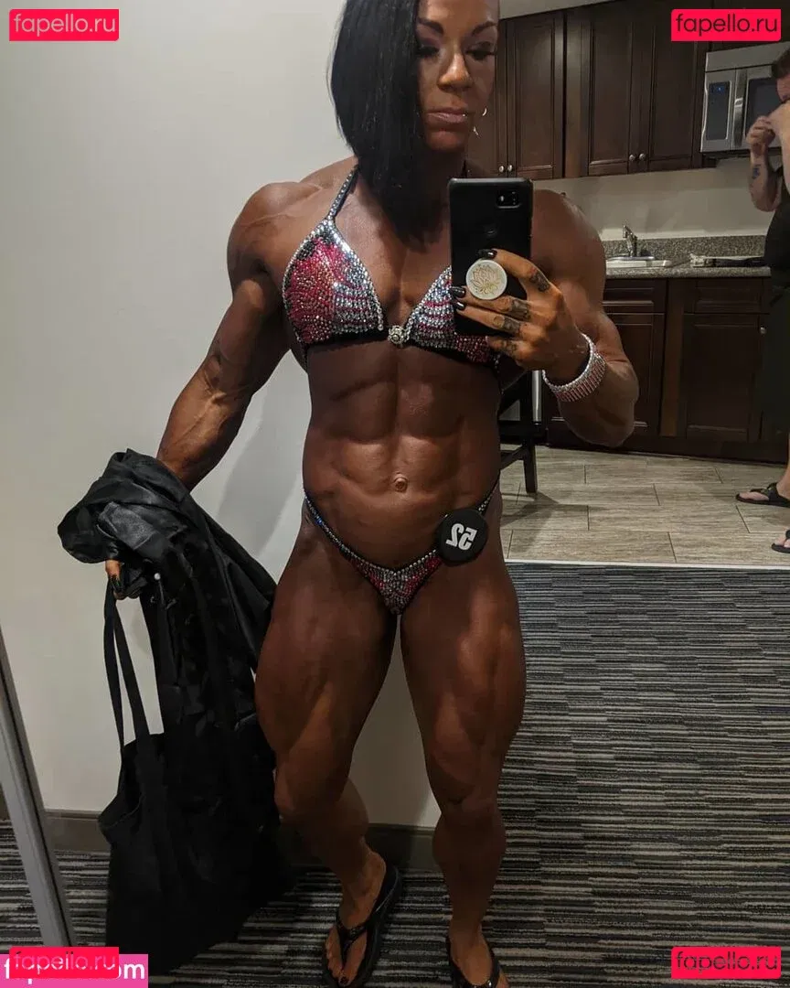 Angela Yeo Onlyfans Photo Gallery 