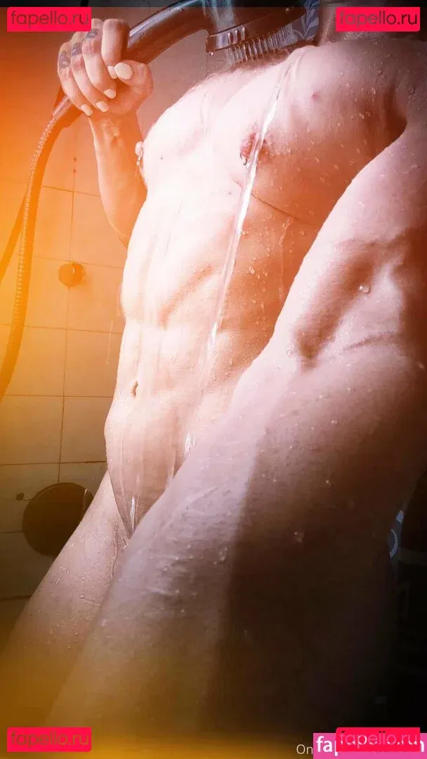 Angela Yeo Onlyfans Photo Gallery 