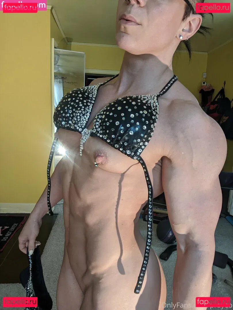 Angela Yeo Onlyfans Photo Gallery 