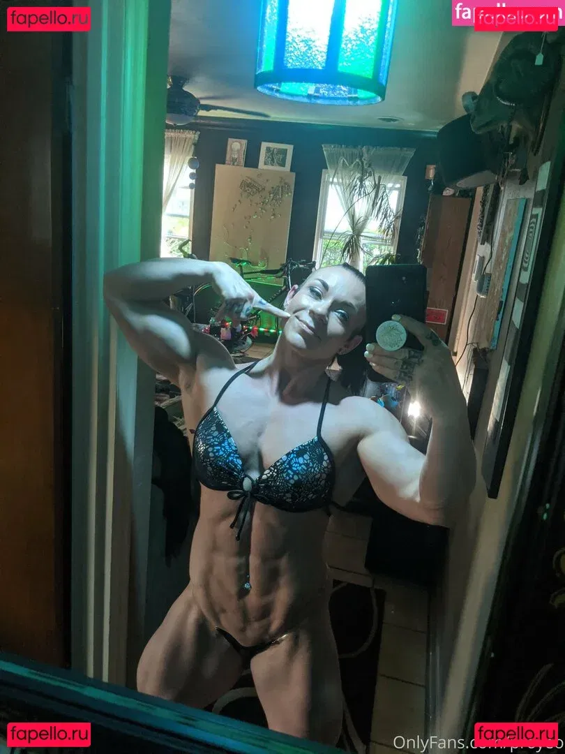 Angela Yeo Onlyfans Photo Gallery 