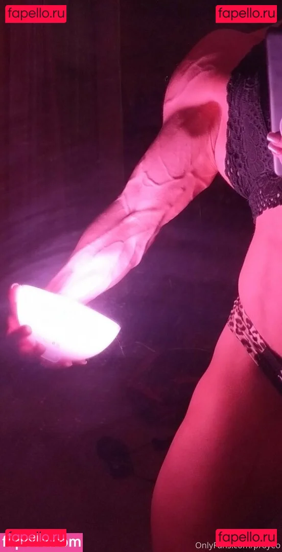 Angela Yeo Onlyfans Photo Gallery 