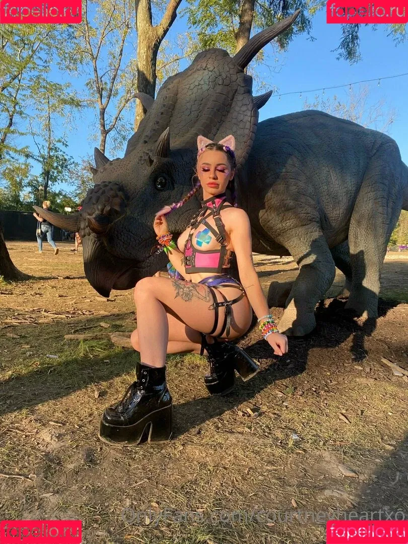 courtneyheartxo Onlyfans Photo Gallery 