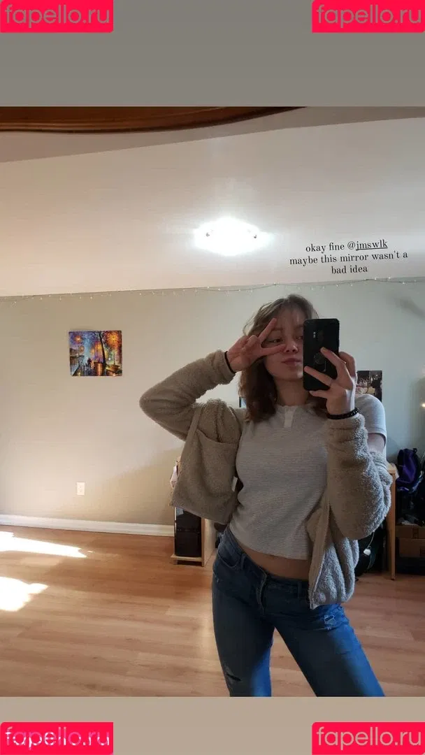 Tittyteaze Onlyfans Photo Gallery 