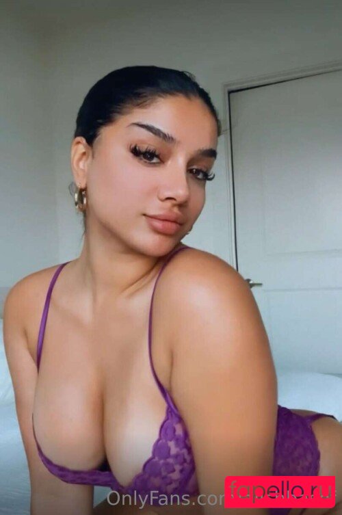 Alishba Sheikh / alishbasheikh / alishbashkk Nude Onlyfans Photo 31