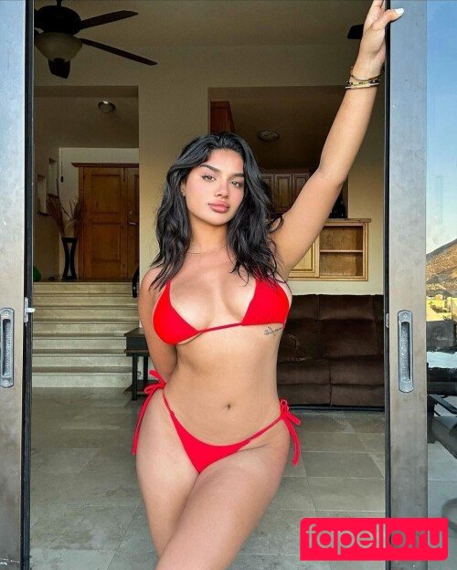 Alishba Sheikh / alishbasheikh / alishbashkk Nude Onlyfans Photo 11