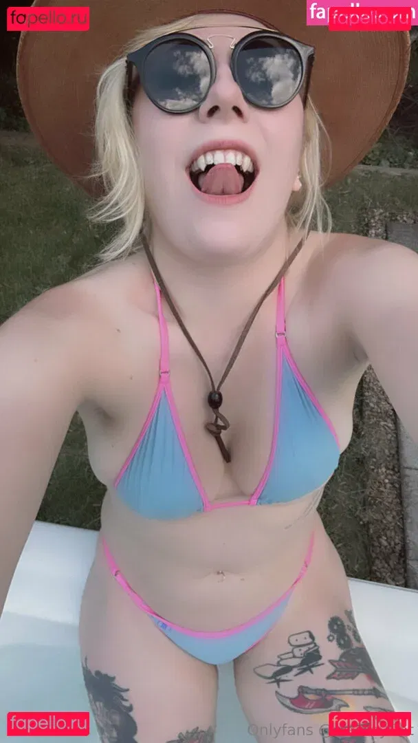 Laineycat Onlyfans Photo Gallery 