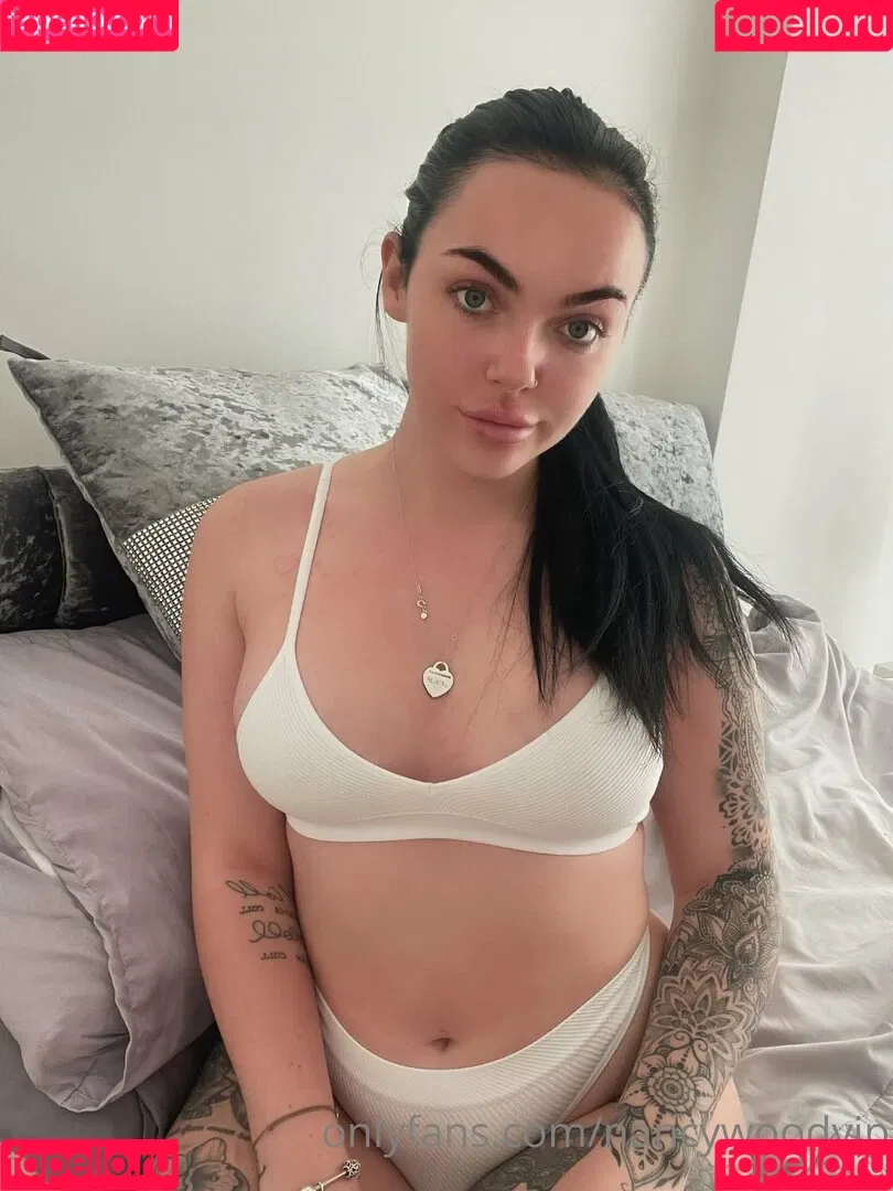 itsnancywoodfree Onlyfans Photo Gallery 