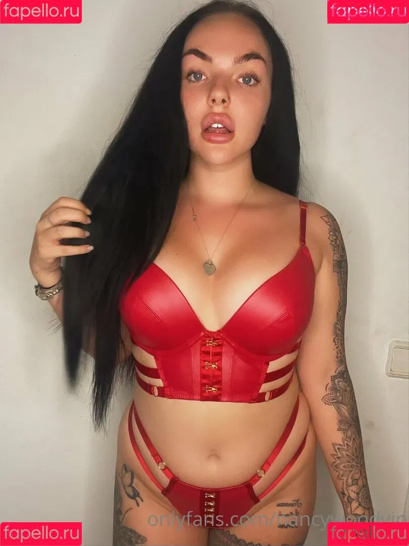itsnancywoodfree Onlyfans Photo Gallery 