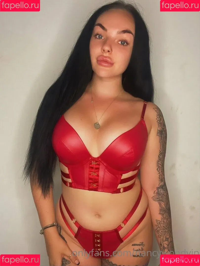 itsnancywoodfree Onlyfans Photo Gallery 
