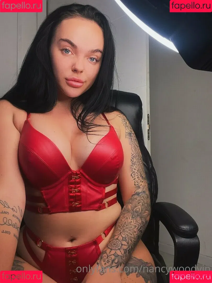 itsnancywoodfree Onlyfans Photo Gallery 