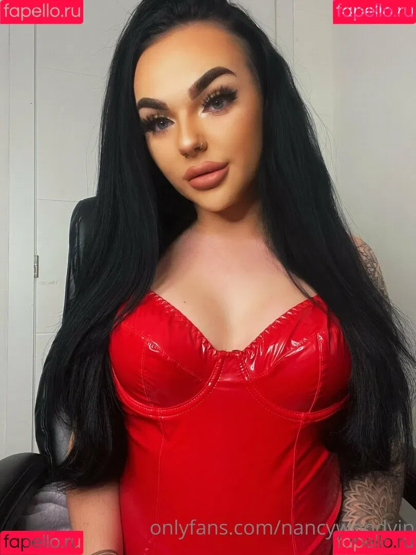 itsnancywoodfree Onlyfans Photo Gallery 