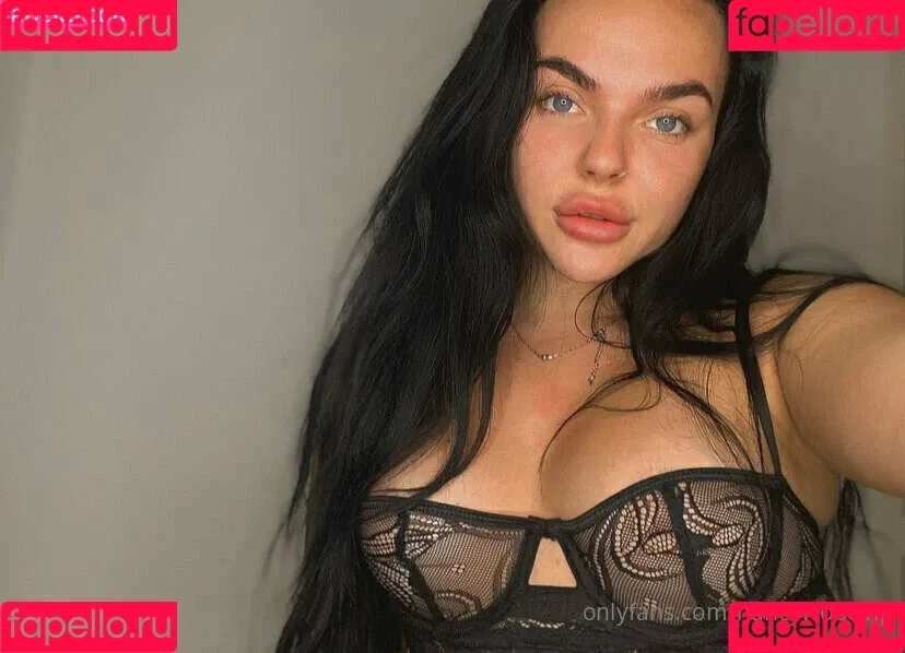 itsnancywoodfree Onlyfans Photo Gallery 