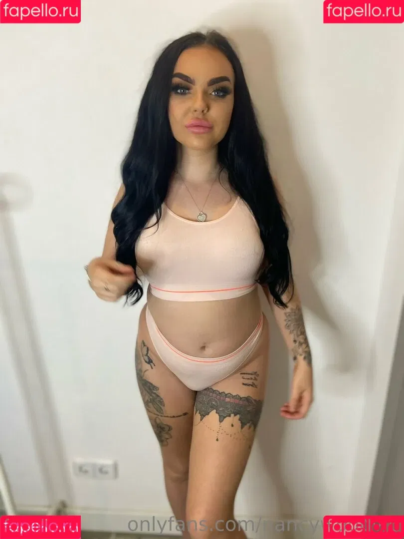 itsnancywoodfree Onlyfans Photo Gallery 