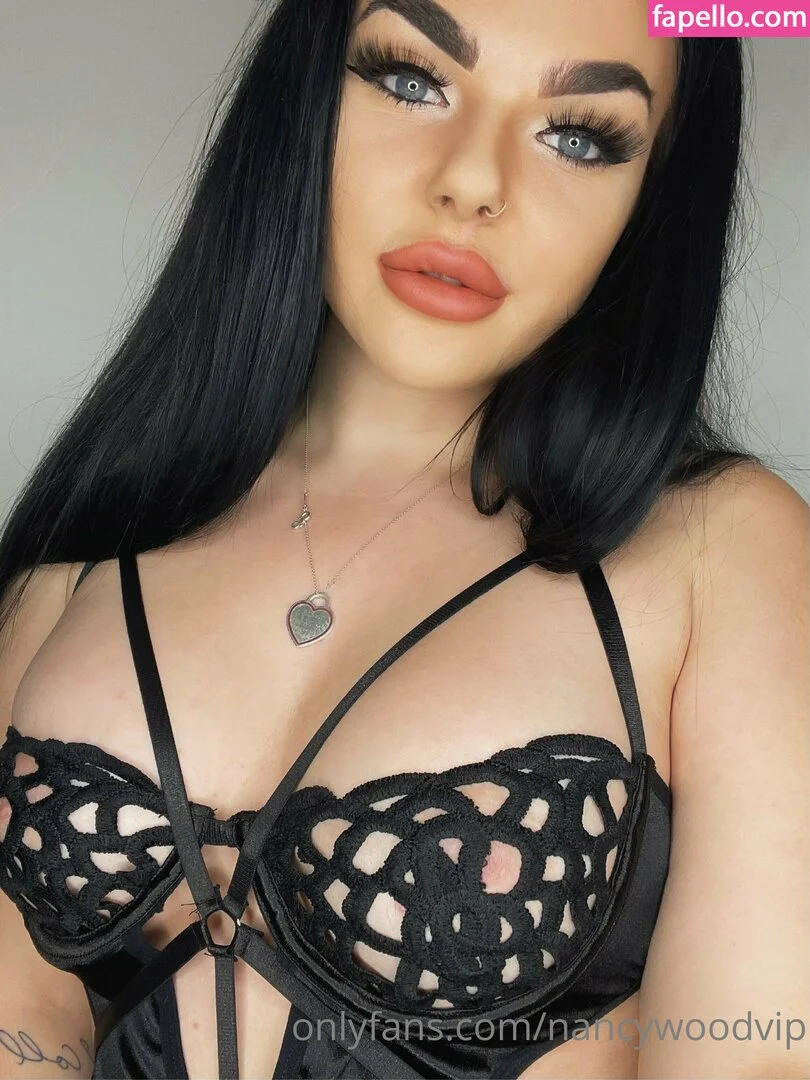 itsnancywoodfree Onlyfans Photo Gallery 
