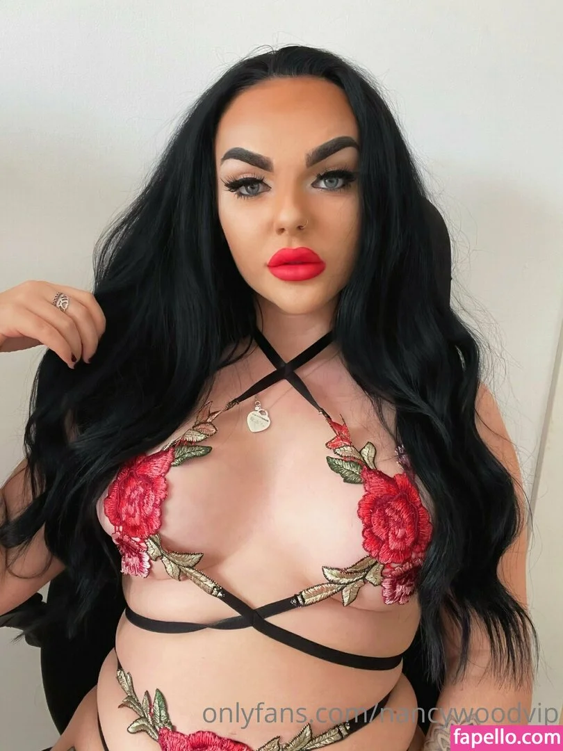 itsnancywoodfree Onlyfans Photo Gallery 