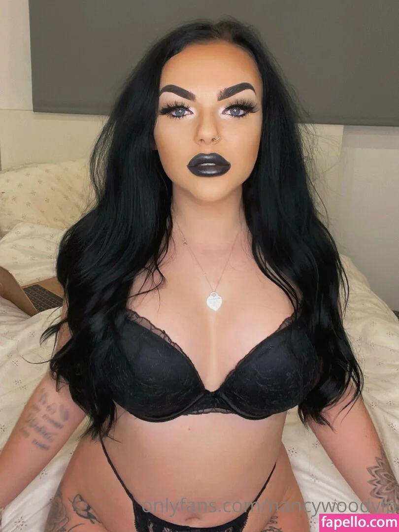 itsnancywoodfree Onlyfans Photo Gallery 