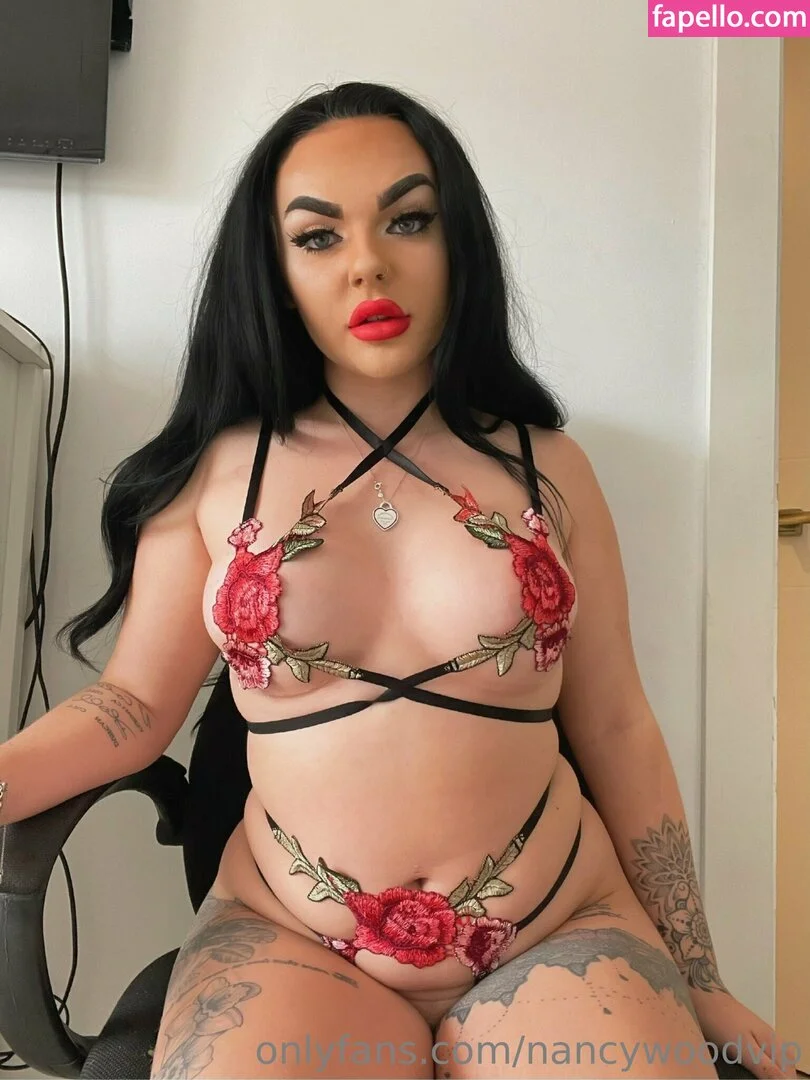 itsnancywoodfree Onlyfans Photo Gallery 
