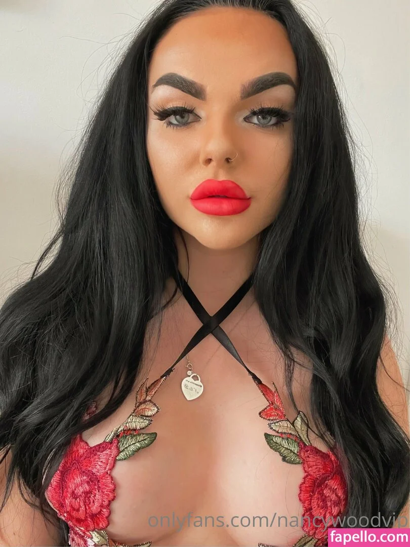 itsnancywoodfree Onlyfans Photo Gallery 