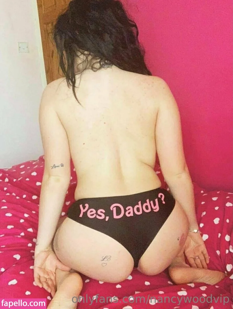 itsnancywoodfree Onlyfans Photo Gallery 