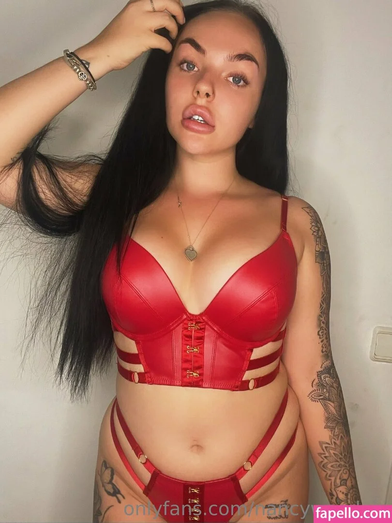 itsnancywoodfree Onlyfans Photo Gallery 