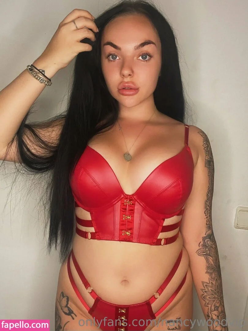 itsnancywoodfree Onlyfans Photo Gallery 