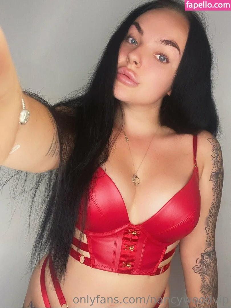 itsnancywoodfree Onlyfans Photo Gallery 