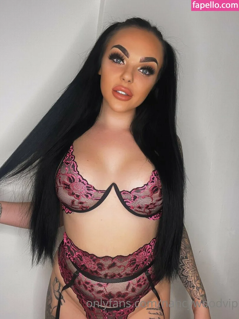 itsnancywoodfree Onlyfans Photo Gallery 